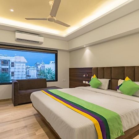 Treebo Pink City Grand Jaipur Bagian luar foto